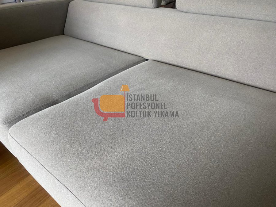 cekmekoy-de-koltuk-yikama-temizligin-adresi